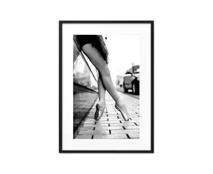 Постер На мостовой