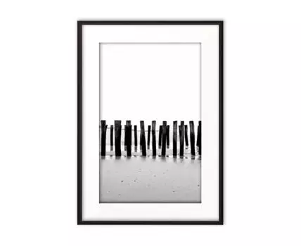 Постер в рамке Деревянные столбики