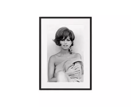 Постер в рамке Клаудия Кардинале 40х60 см (черный, белый, 60)