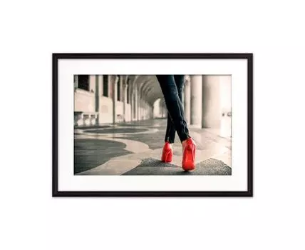 Постер в рамке Красные туфли 40х60 см (красный, серый, 60)