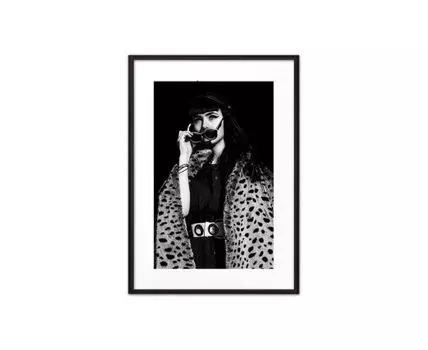 Постер в рамке Красотка 40х60 см (черный, белый, 60)