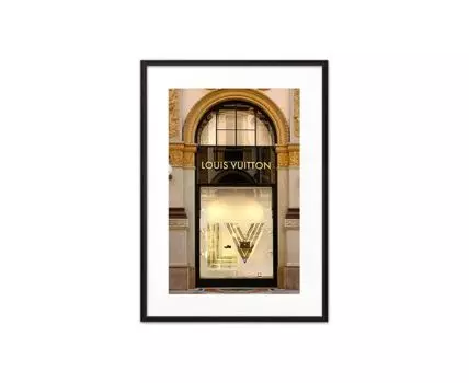 Постер в рамке Магазин Луи Витон 30х40 см (бежевый, черный, белый, 40)