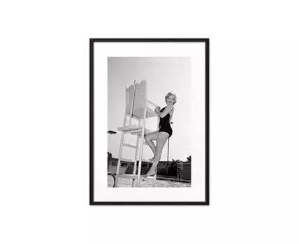 Постер в рамке Мерилин Монро 3 30х40 см (черный, белый, 40)