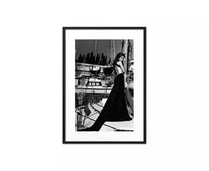 Постер в рамке На яхте 50х70 см (черный, белый, 70)