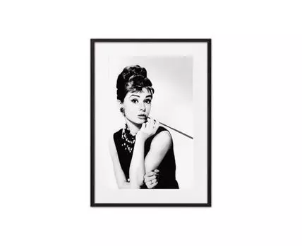 Постер в рамке Одри Хепберн 2 50х70 см (черный, белый, 70)