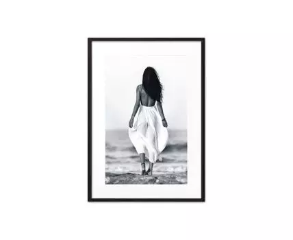 Постер в рамке Прогулка по пляжу 40х60 см (черный, белый, 60)
