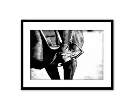 Постер в рамке В стремени ч/б