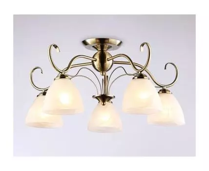 Потолочная люстра