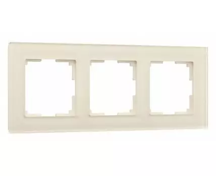 Рамка на 3 поста Werkel Favorit молочный W0031141