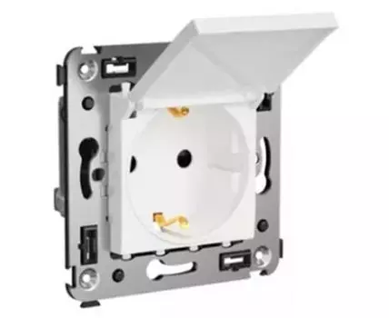 Розетка с крышкой в стену, 2P+E, с з/ш, "Avanti", "Белое облако"