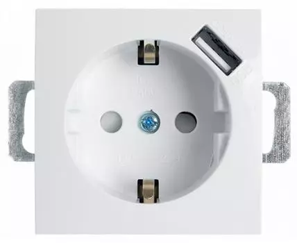 Розетка с заземлением, шторками и USB, без рамки Stekker PST16-9111 39318