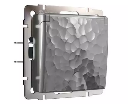 Розетка влагозащ. с зазем. с защит. крышкой и шторками (серебряный) Hummer