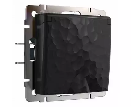 Розетка влагозащищенная с заземлением и шторками, без рамки Werkel Hammer W1271208 (черный)