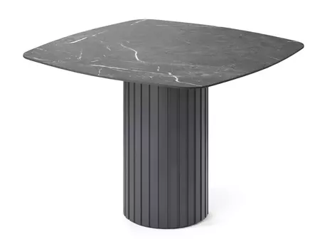 Стол квадратный Кейд