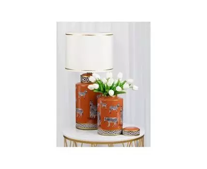 Светильник с абажуром