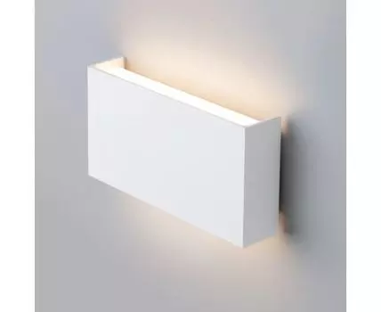 Уличный настенный светильник GOLF