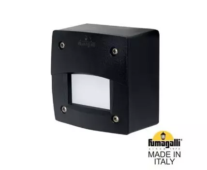 Уличный настенный светильник LETI