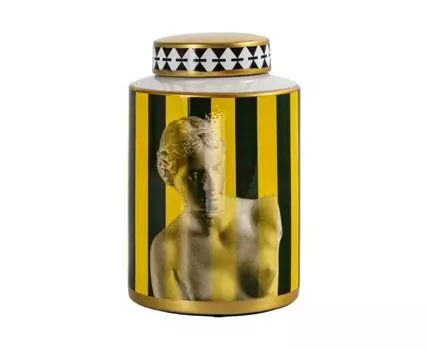 Ваза с крышкой