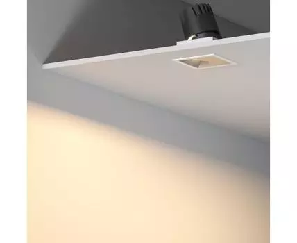 Встраиваемый точечный светильник Elektrostandard Inline