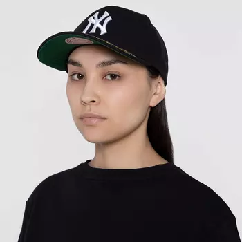Кепка Against The Best Pro Snapback New York Yankees