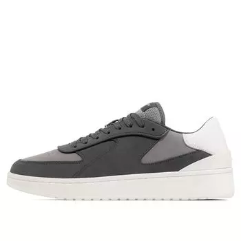 Мужские кроссовки Solid