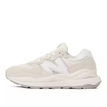 Женские кроссовки New Balance 5740