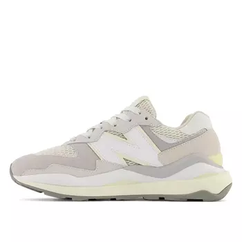 Женские кроссовки New Balance 5740