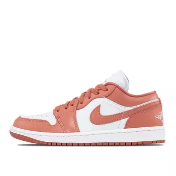 Женские кроссовки WMNS Air Jordan 1 Low
