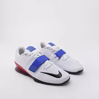 Кроссовки Nike