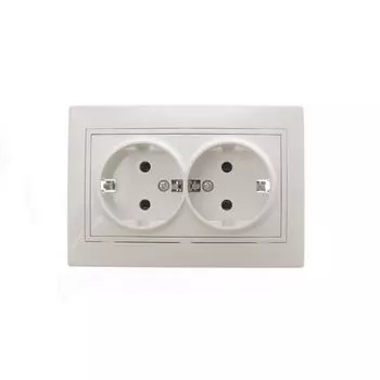 Розетка двухместная белая с заземлением 16А Мира Lezard