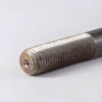 Шпилька 30х600 ст.09Г2С ГОСТ 9066-75