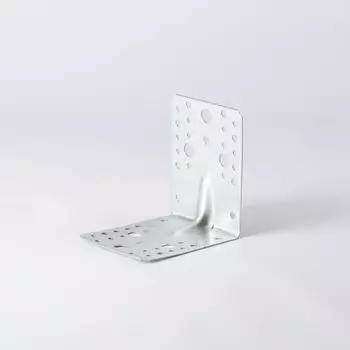 Уголок крепежный усиленный 130х130х100х2 мм ШК