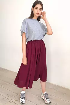 Бордовая юбка-миди на резинке из крепа