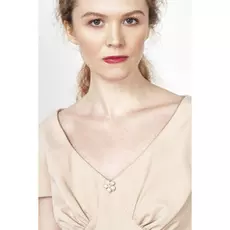 Брошь "Белый цветок"