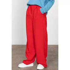 Красные широкие брюки палаццо