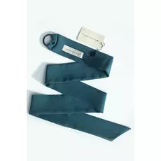 Оригинальный бирюзовый аксессуар – пояс или повязка на голову