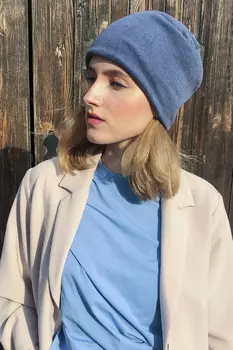 Шапка синяя