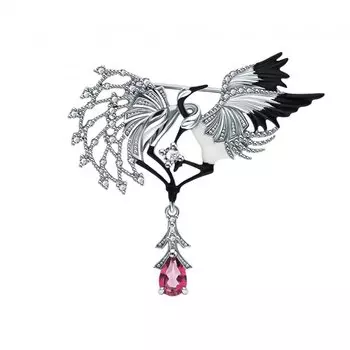 Серебряная брошь с эмалью, фианитами и топазами