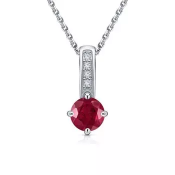 Серебряная подвеска с фианитами и рубинами природными