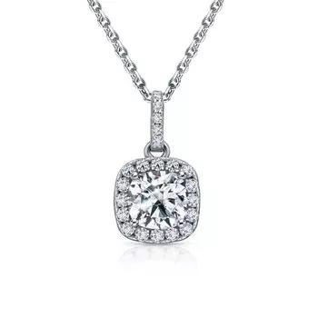 Серебряная подвеска с муассанитами