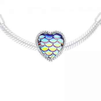 Серебряная подвеска с смолами ювелирными