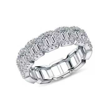 Серебряное кольцо с фианитами