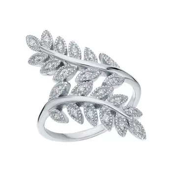 Серебряное кольцо с фианитами