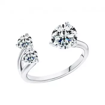 Серебряное кольцо с фианитами