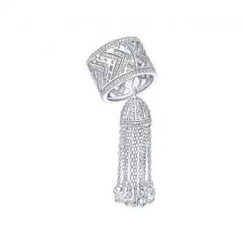 Серебряное кольцо с фианитами