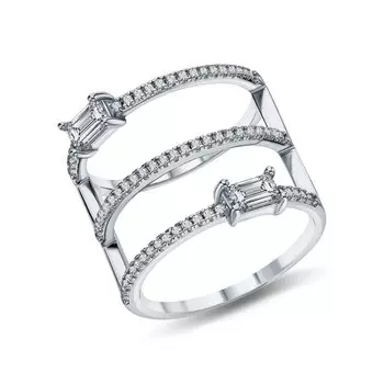 Серебряное кольцо с фианитами
