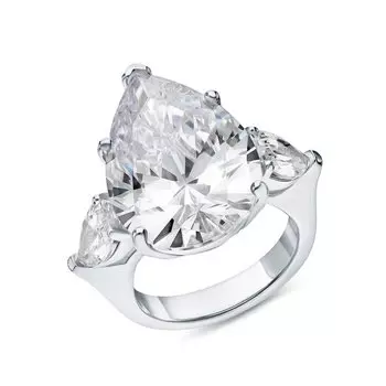 Серебряное кольцо с фианитами