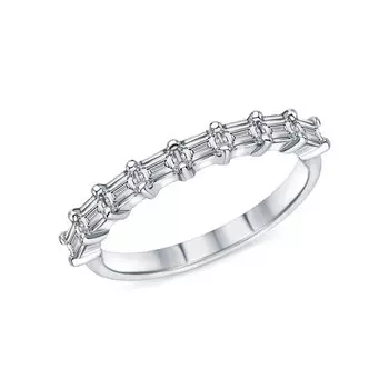 Серебряное кольцо с фианитами