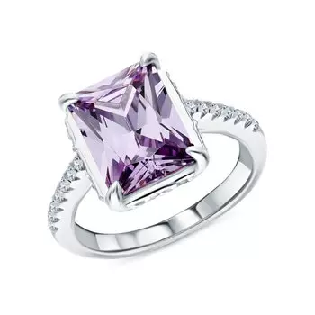 Серебряное кольцо с фианитами