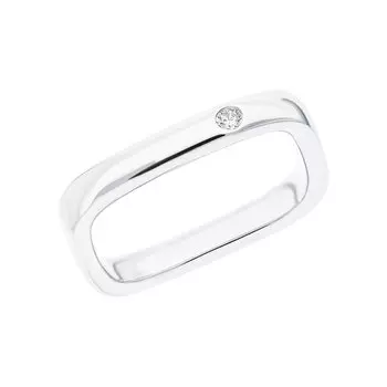 Серебряное кольцо с фианитами